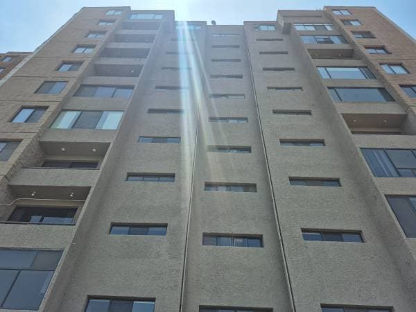 Luxury Apartment With Unbeatable Location. Close To Everything