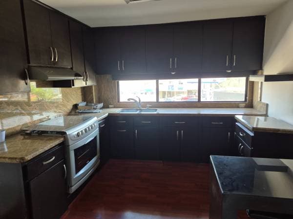 Luxury Apartment With Unbeatable Location. Close To Everything - Image 2