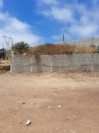 Large Lot 1500 M2 With Ocean View - Image 3