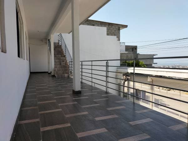 Large 2 Bedroom Apartment For Rent With Private Parking - Image 2