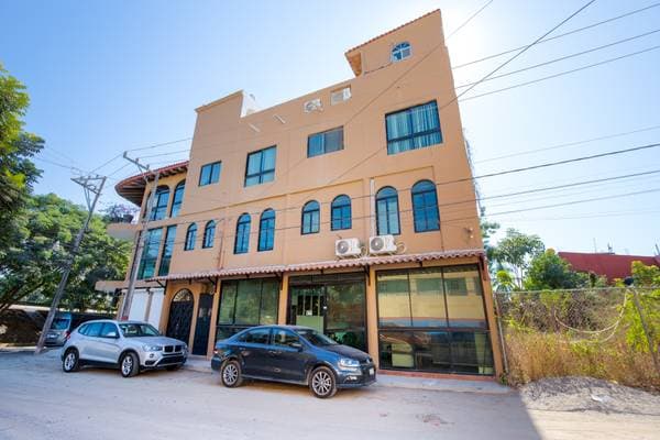 Commercial Building, Nayarit, 17 Bedrooms $2,200,000. USD - Image 3