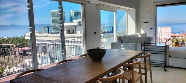 Zoho Penthouse 3br 3ba. 1 year lease $60000 pesos /$3000 USD - Image 2