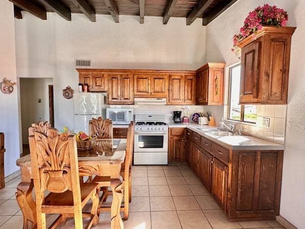 Upstairs Villa Steps To Beach @ La Paloma Beach Resort - Image 3