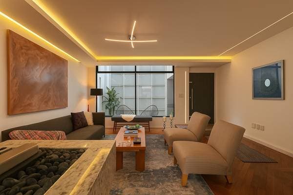 San Ángel House for Sale 5BR 3.5BA 3 Stories Patios Terraces Roof Garden. - Image 2