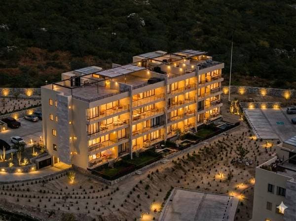 Ground-Floor Oceanview Condo with Private Garden in Solaria