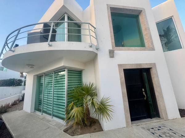 *+*FOR LEASE / VISTANA / 3 BD FURNISHED HOUSE /$38,000 pesos