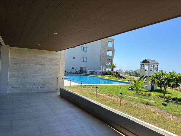 *+*VISTA VELA SUNSET/ GROUND FLOOR CONDO FOR RENT /3 BD /$50,000 pesos