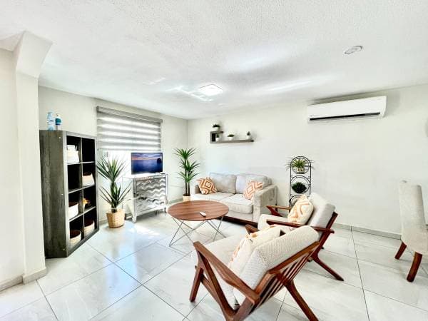 Colinas 2224 - Image 2