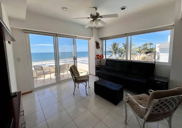 Condo Facing the Sea - Image 4