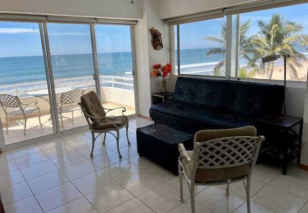 Condo Facing the Sea - Image 5