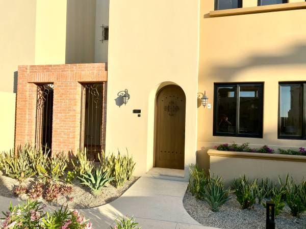 3 bedrooms mavila for rent: - Image 3