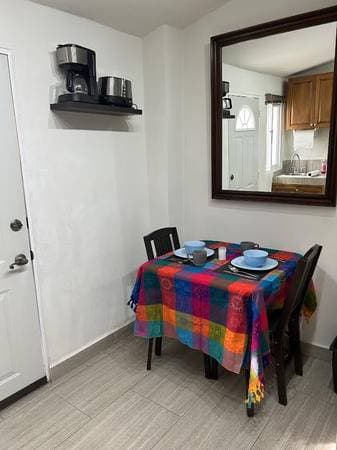 Studio for rent, yard for small dog. San Jose del Cabo, - Image 4