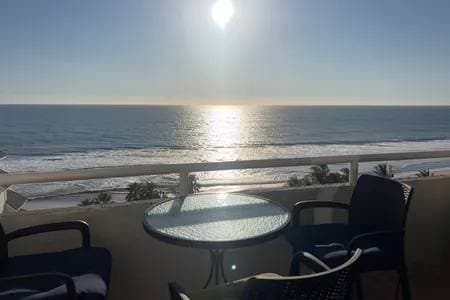 Sabalo Cerritos Condo Facing the Sea