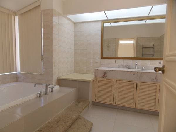 Residence For Rent - Image 5