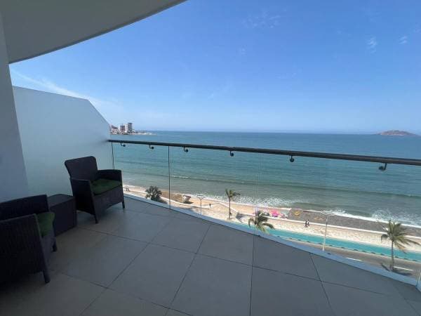 Oceanfront Luxury Condominium: Your Dream Coastal Escape