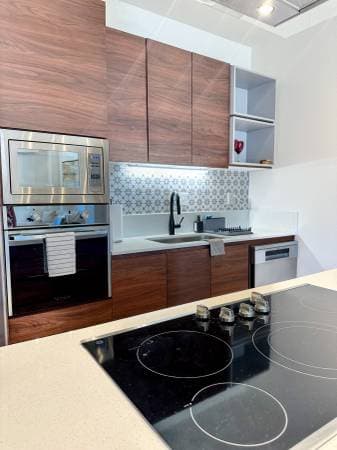 Modern 2BR Apartment for Long-Term Rent in Vista Vela III – Pet Friend - Image 2