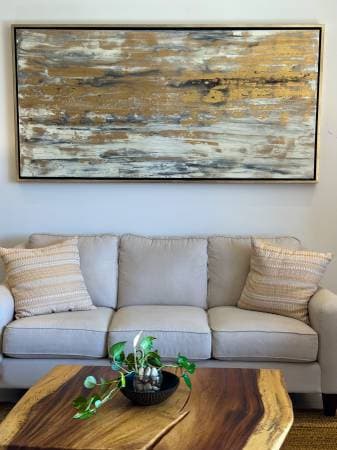 Modern 2BR Apartment for Long-Term Rent in Vista Vela III – Pet Friend - Image 3