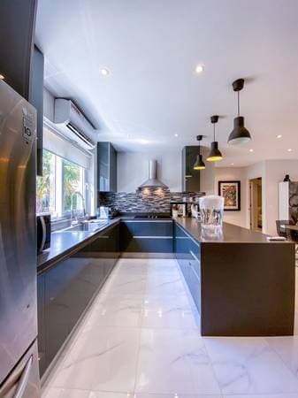 house for rent puerta de hierro 3 bedrooms - Image 2