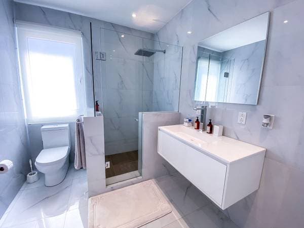 house for rent puerta de hierro 3 bedrooms - Image 3