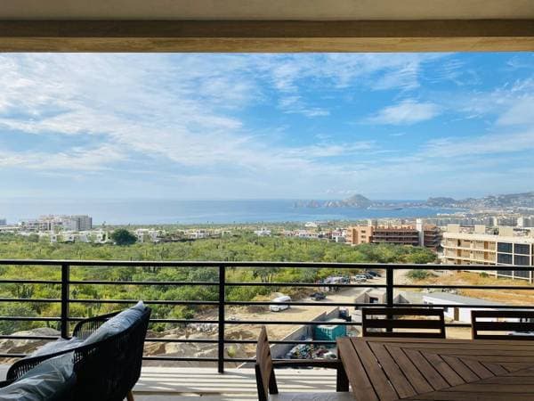 *+*For Lease / Tramonti Paradiso/Beautiful Penthouse /2 Bd /$2,700 Usd - Image 4