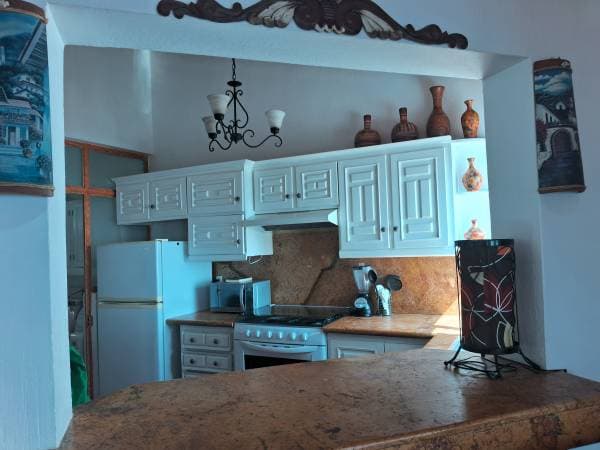 Upper Chula Vista House with View For Rent - Image 2