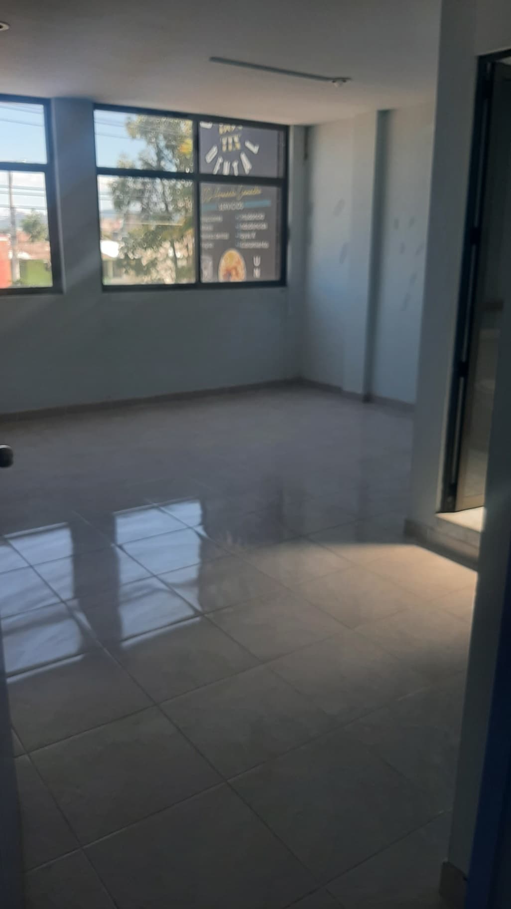 Boost your business in a strategic location in Querétaro! - Image 3