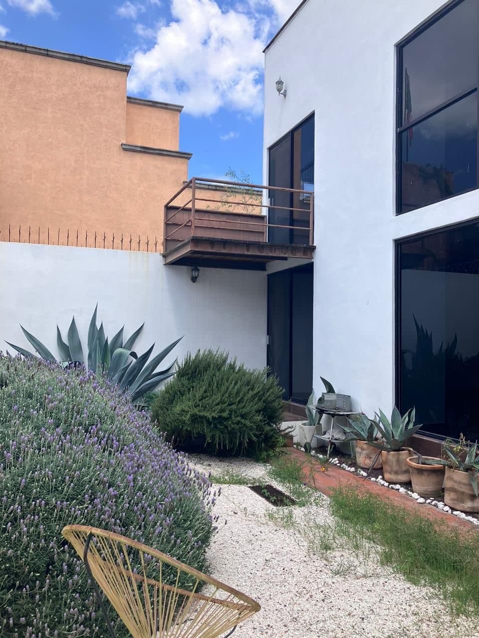 Casa con departamento en San Miguel de Allende - Image 2